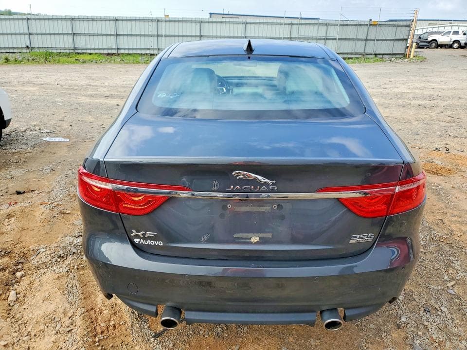 2018 JAGUAR XF PRESTIGE 6