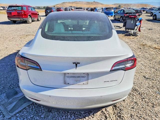2018 TESLA MODEL 3 6