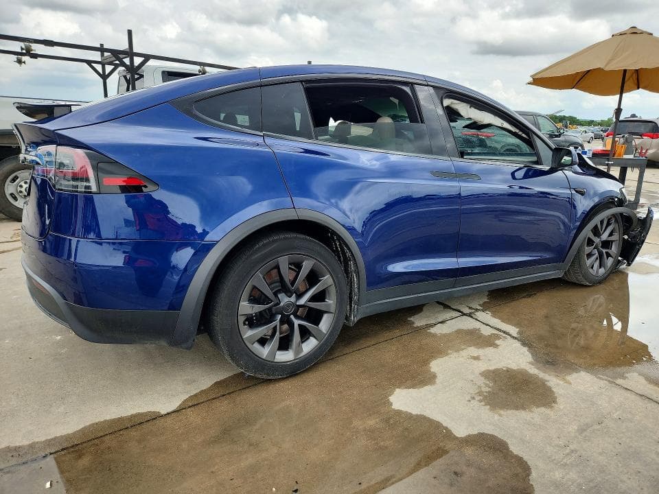 2022 TESLA MODEL X 3