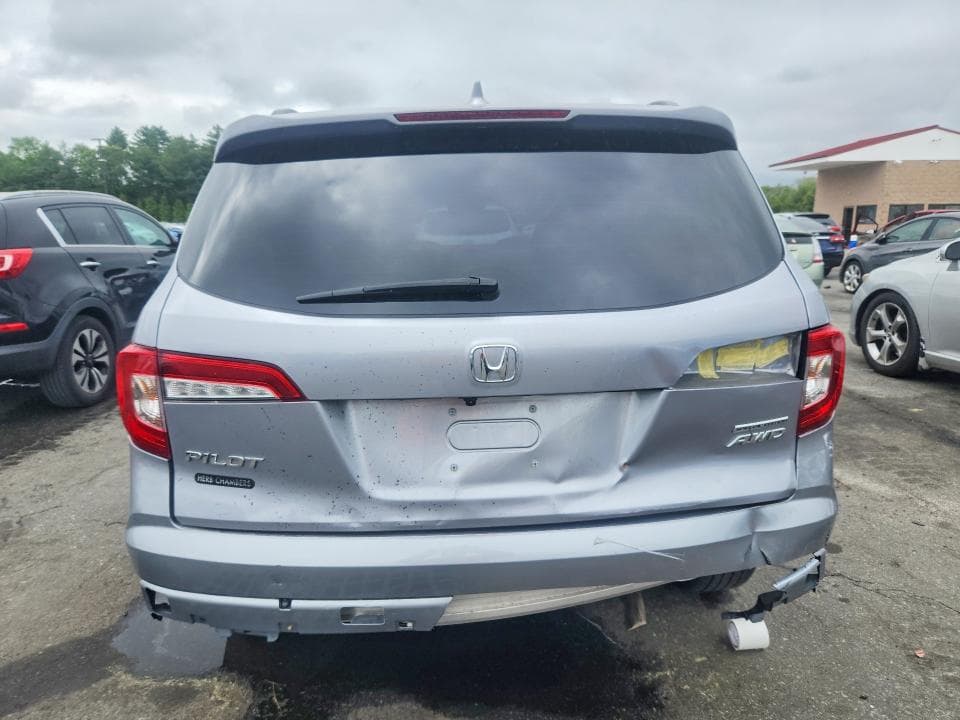 2022 HONDA PILOT SE 6