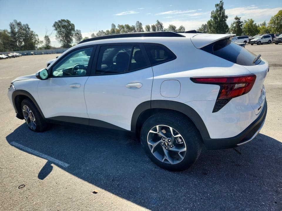 2025 CHEVROLET TRAX 1LT 2