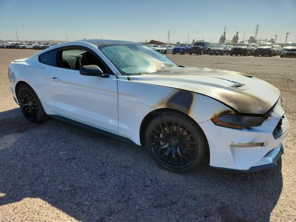 2021 FORD MUSTANG 4