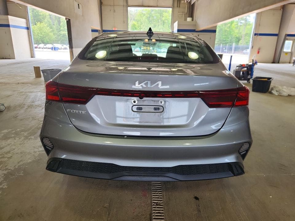 2023 KIA FORTE LXS 6