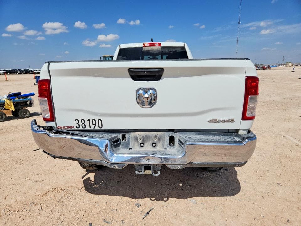 2024 RAM 2500 TRADESMAN 6
