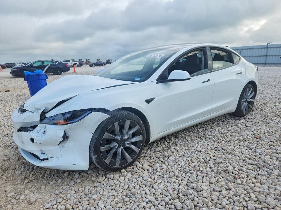 2025 TESLA MODEL 3 - 1