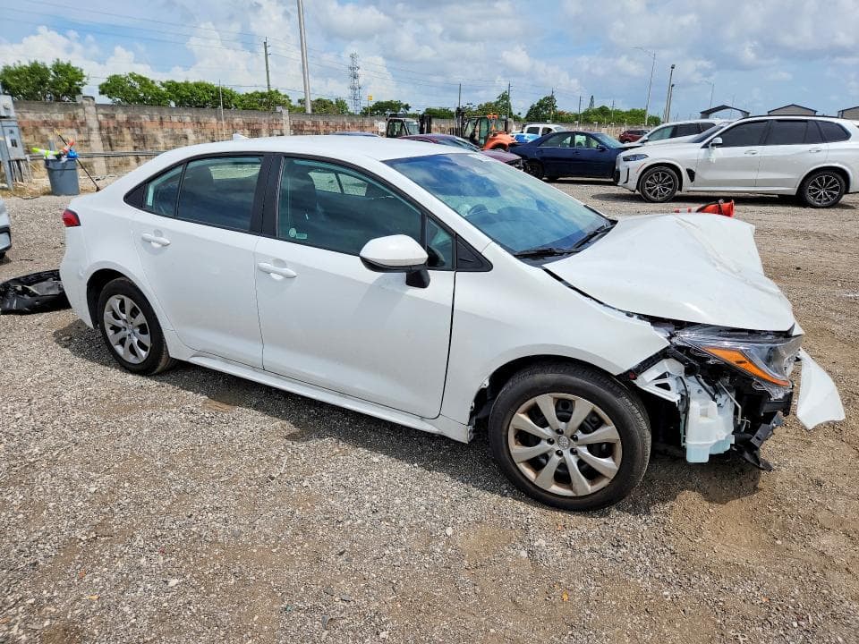 2026 TOYOTA COROLLA LE 4