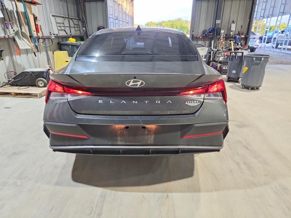 2024 HYUNDAI ELANTRA SEL 6