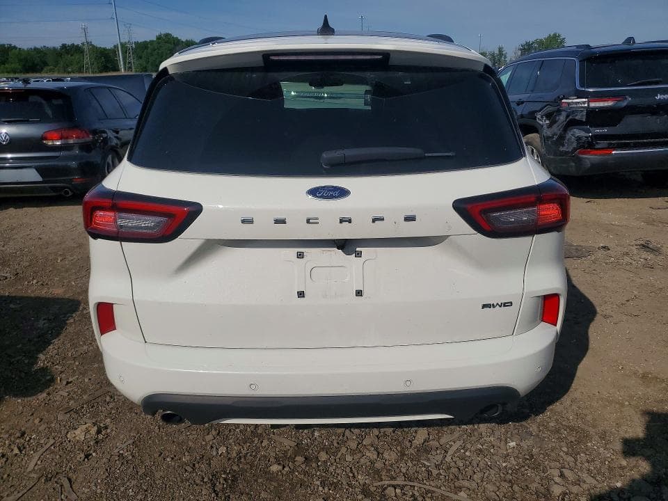 2024 FORD ESCAPE ST LINE 6