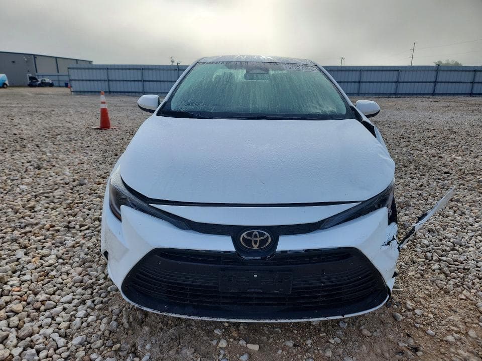 2025 TOYOTA COROLLA 5