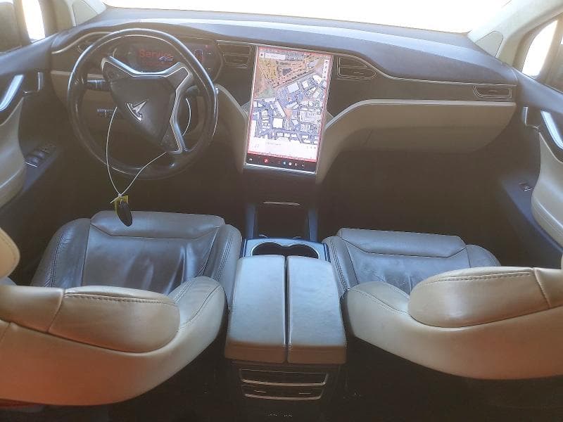 2017 TESLA MODEL X 8