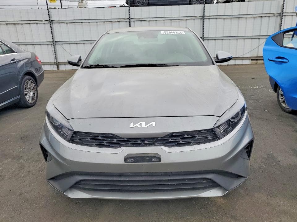 2023 KIA FORTE LXS 5