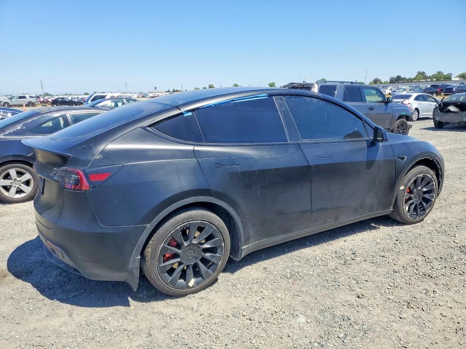 2024 TESLA MODEL Y 3