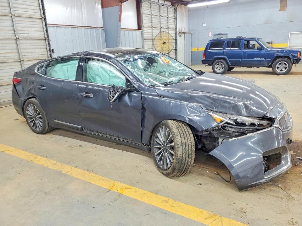 2017 KIA CADENZA TECHNOLOGY 4