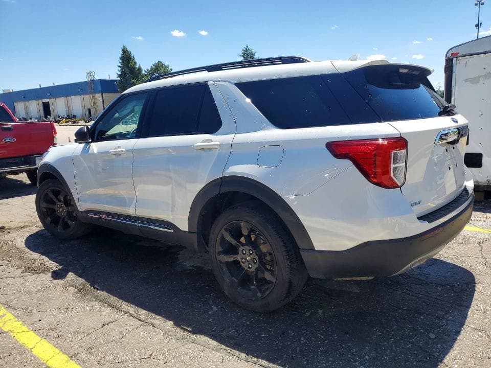2022 FORD EXPLORER XLT 2
