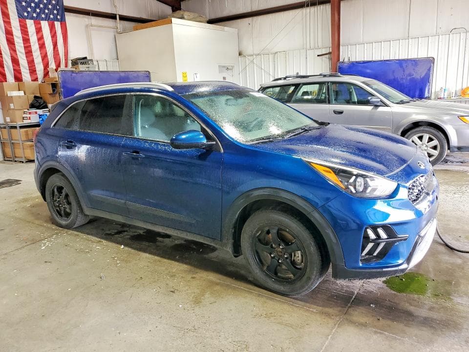 2020 KIA NIRO LX 4