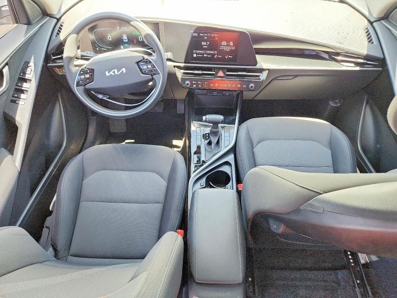2025 KIA NIRO LX 8