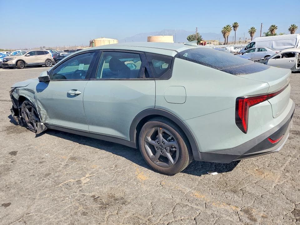 2025 KIA K4 LXS 2
