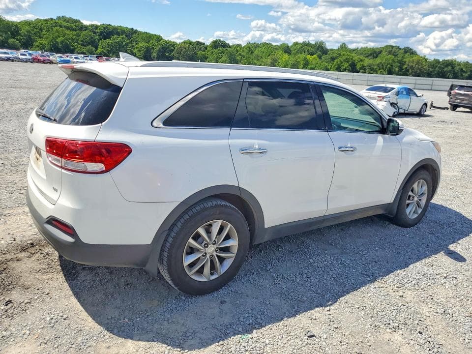 2018 KIA SORENTO LX V6 3