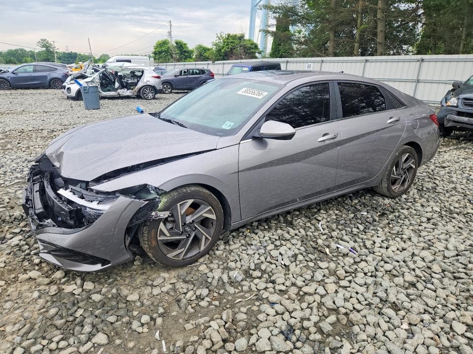2024 HYUNDAI ELANTRA SEL - 1