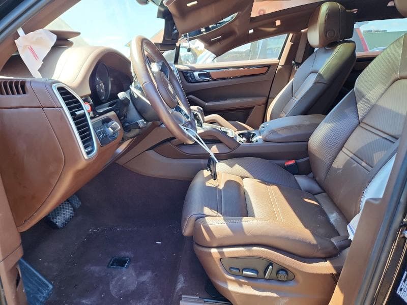 2023 PORSCHE CAYENNE E-HYBRID 7