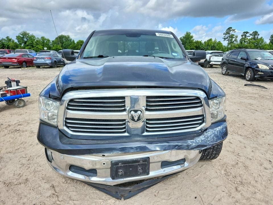 2019 RAM 1500 CLASSIC SLT 5