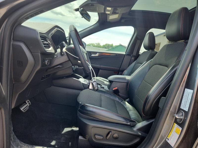 2024 FORD ESCAPE ST LINE SELECT 7
