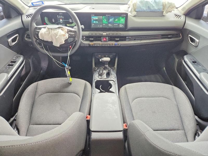 2025 KIA K4 LXS 8