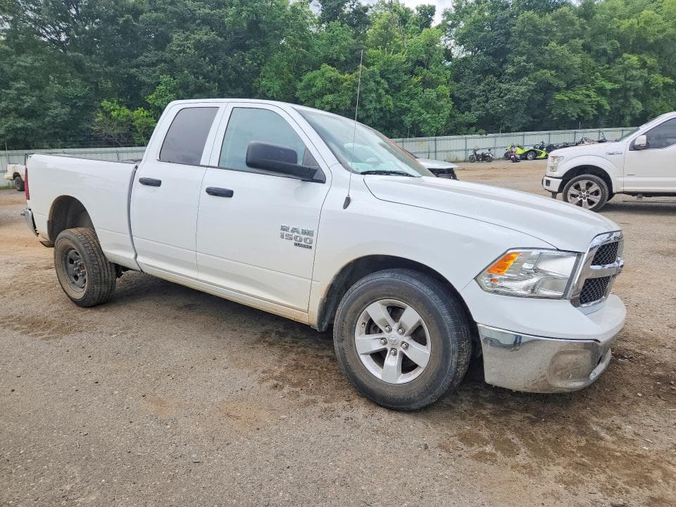 2019 RAM 1500 CLASSIC TRADESMAN 4