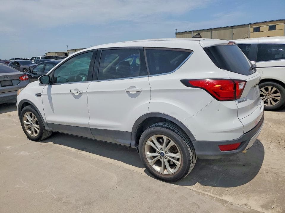 2019 FORD ESCAPE SE 2