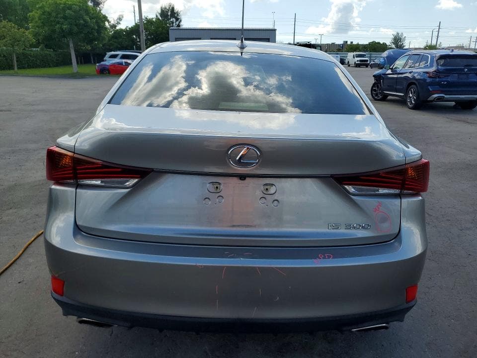 2018 LEXUS IS 300 300 6