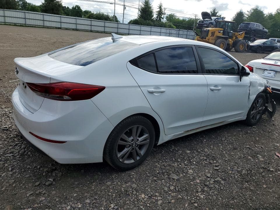 2017 HYUNDAI ELANTRA SE 3