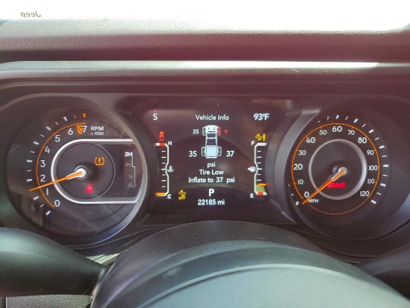 2024 JEEP GLADIATOR MOJAVE 9