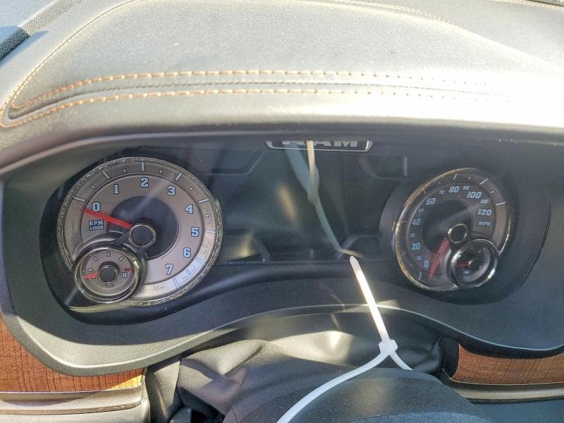 2022 RAM 1500 LONGHORN 9