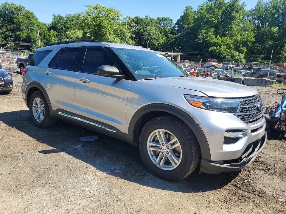 2022 FORD EXPLORER XLT 4