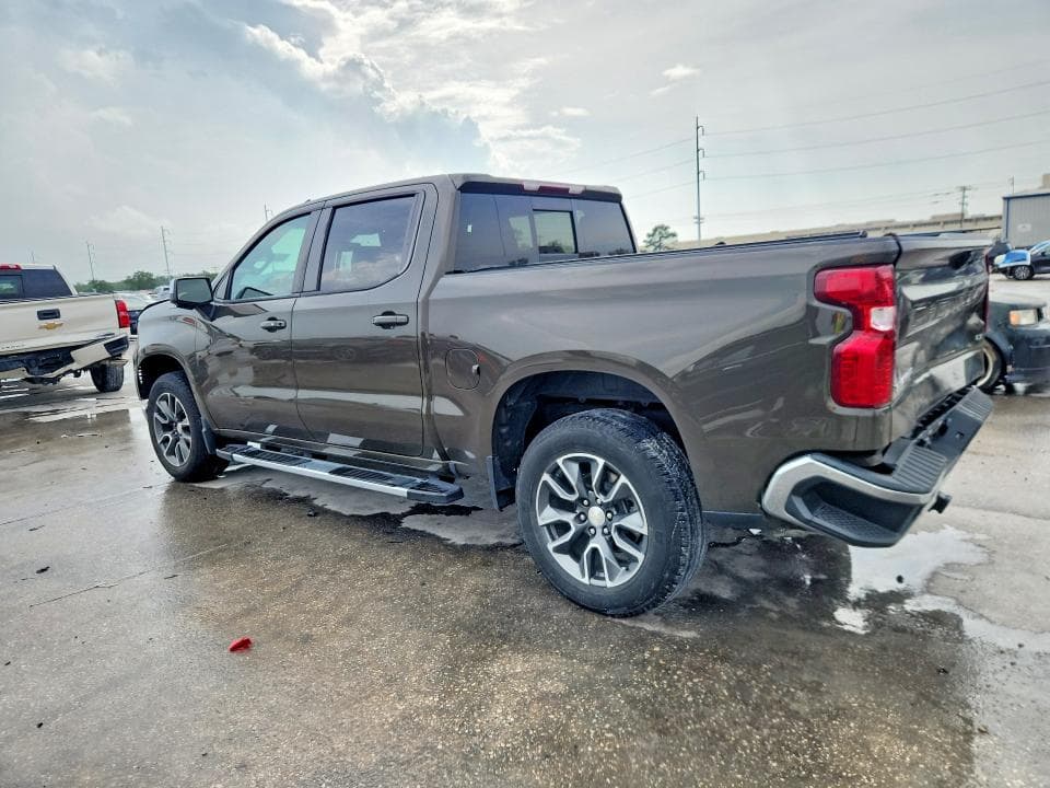 2023 CHEVROLET SILVERADO C1500 LT 2