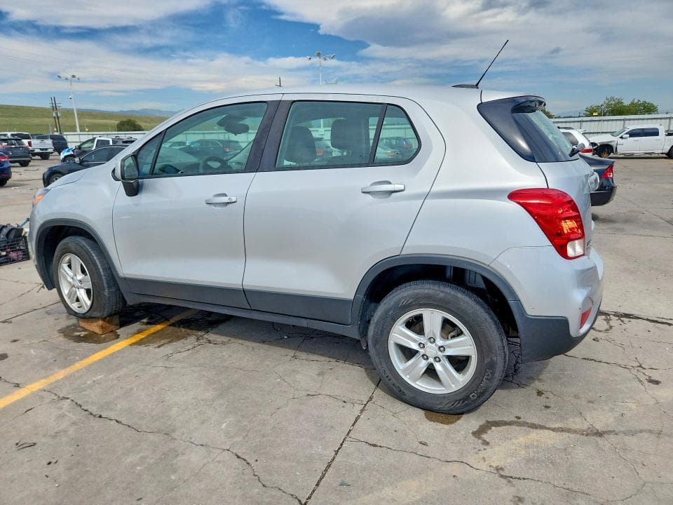 2019 CHEVROLET TRAX LS 2