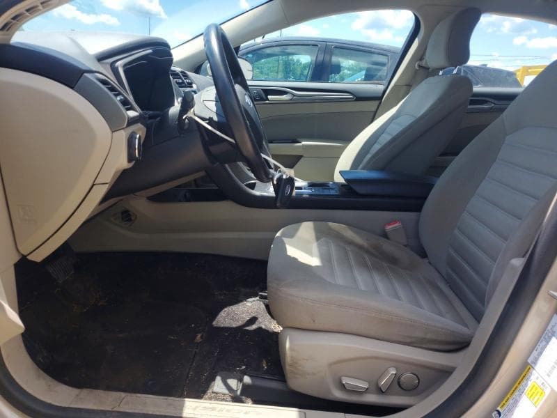 2017 FORD FUSION SE 7