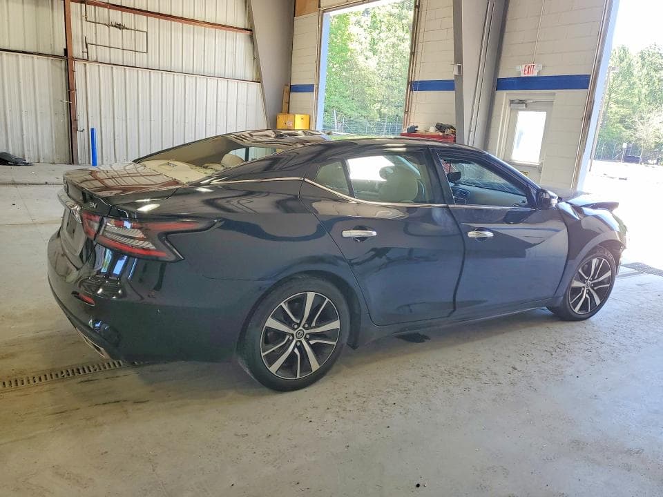 2021 NISSAN MAXIMA 3