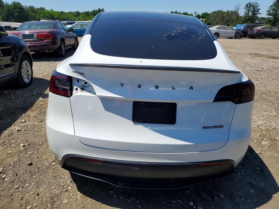 2023 TESLA MODEL Y 6