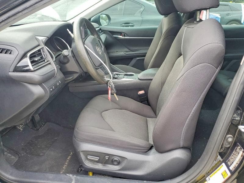 2022 TOYOTA CAMRY LE 7