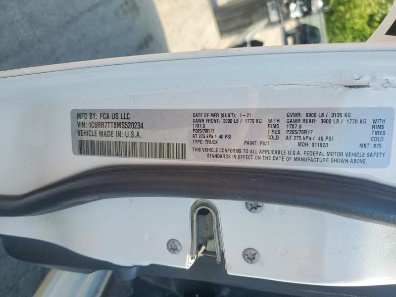 2021 RAM 1500 CLASSIC SLT 13
