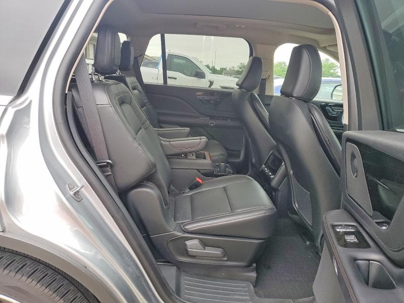2023 LINCOLN AVIATOR RESERVE 11