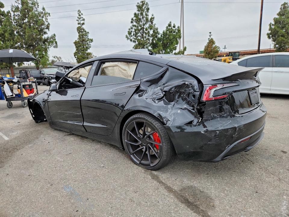2026 TESLA MODEL 3 2