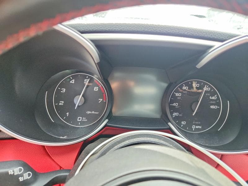 2021 ALFA ROMEO GIULIA TI 9
