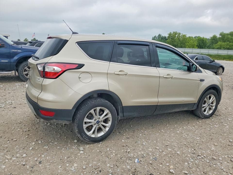 2017 FORD ESCAPE SE 3