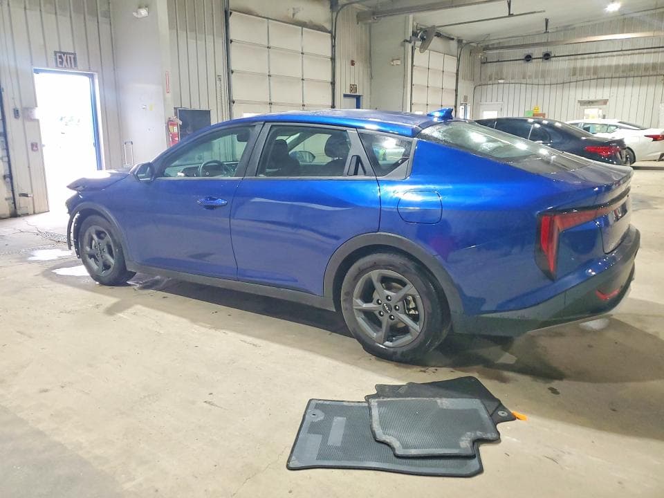 2025 KIA K4 LXS 2