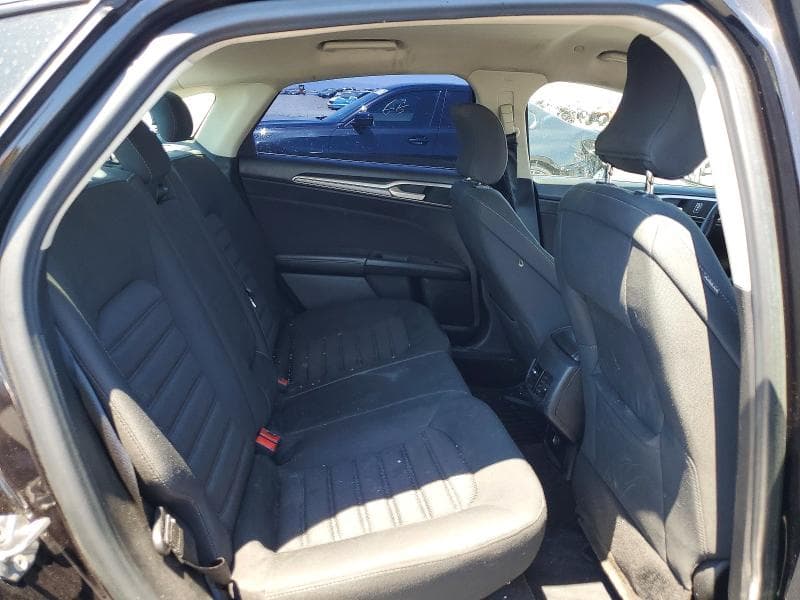 2019 FORD FUSION SE 10