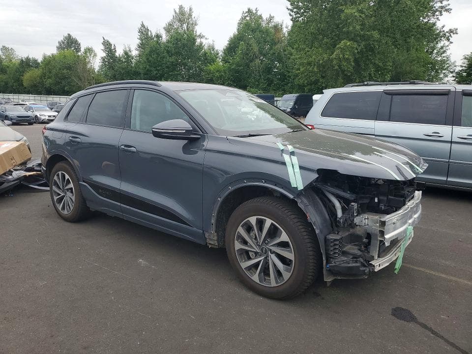2025 AUDI Q6 E-TRON PREMIUM PLUS 4