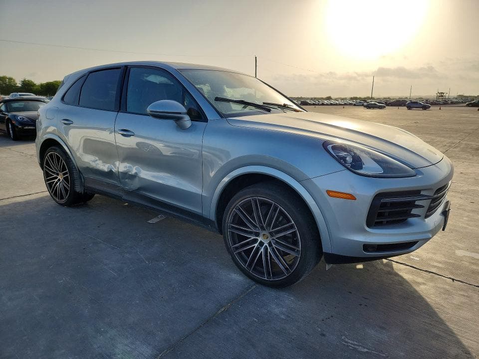 2020 PORSCHE CAYENNE 4
