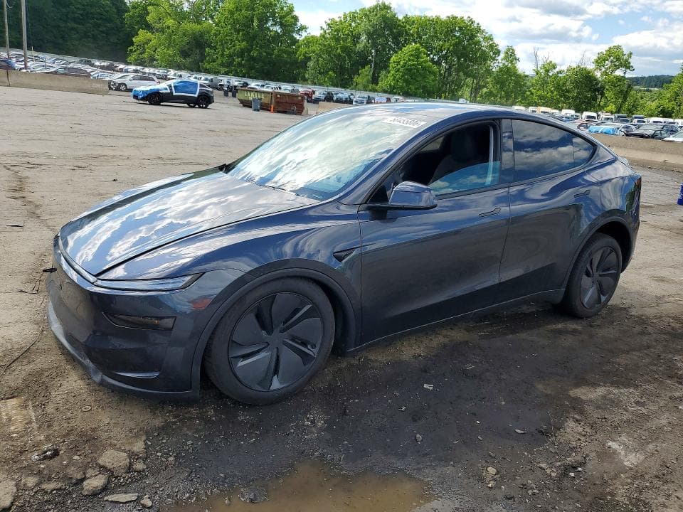 2026 TESLA MODEL Y - 1
